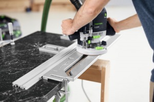 Festool zestaw elektronarzędzi - frezarka górnowrzecionowa OF 1400 + szablon do łączenia blatów APS 900/3